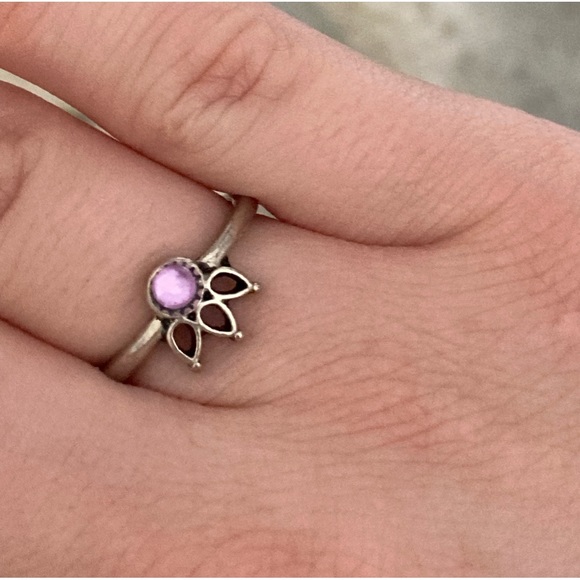 Lotus Purple Stone Ring Size 5 - Picture 3 of 4